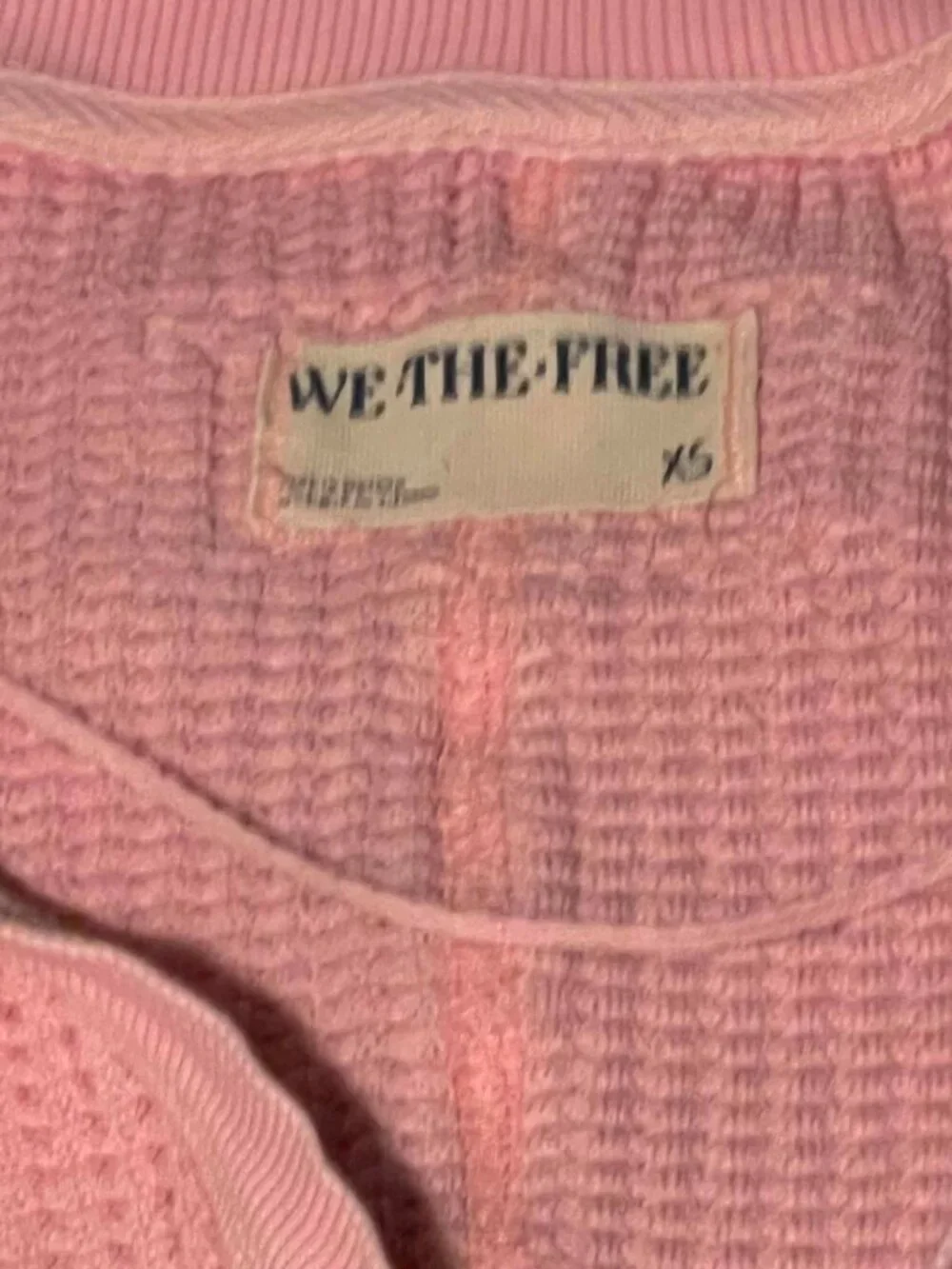 We The Free Top Slouchy Oversized Waffle Knit V-Neck Pink Dogwood Size XS